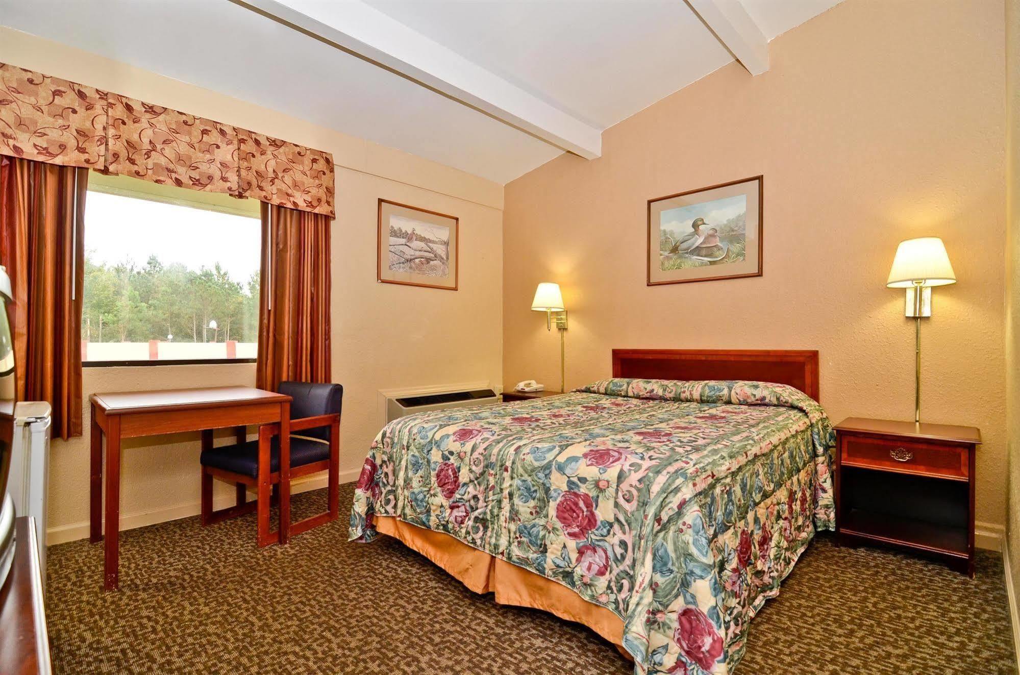 Americas Best Value Inn Smithfield Zimmer foto